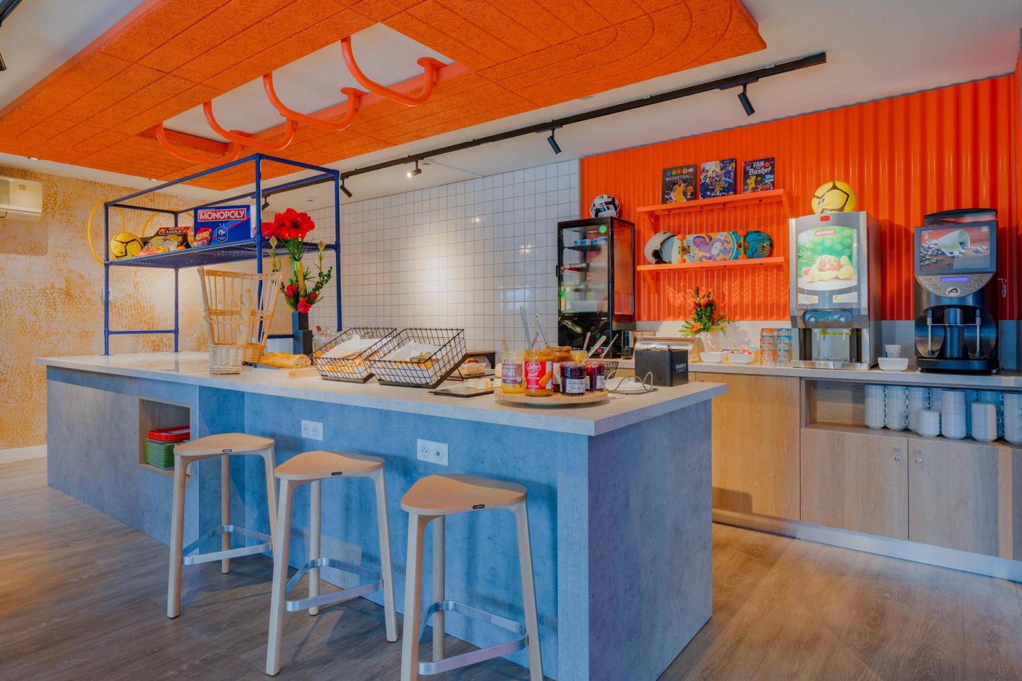 Ibis Budget Lyon Est Saint Quentin Fallavier Exterior photo