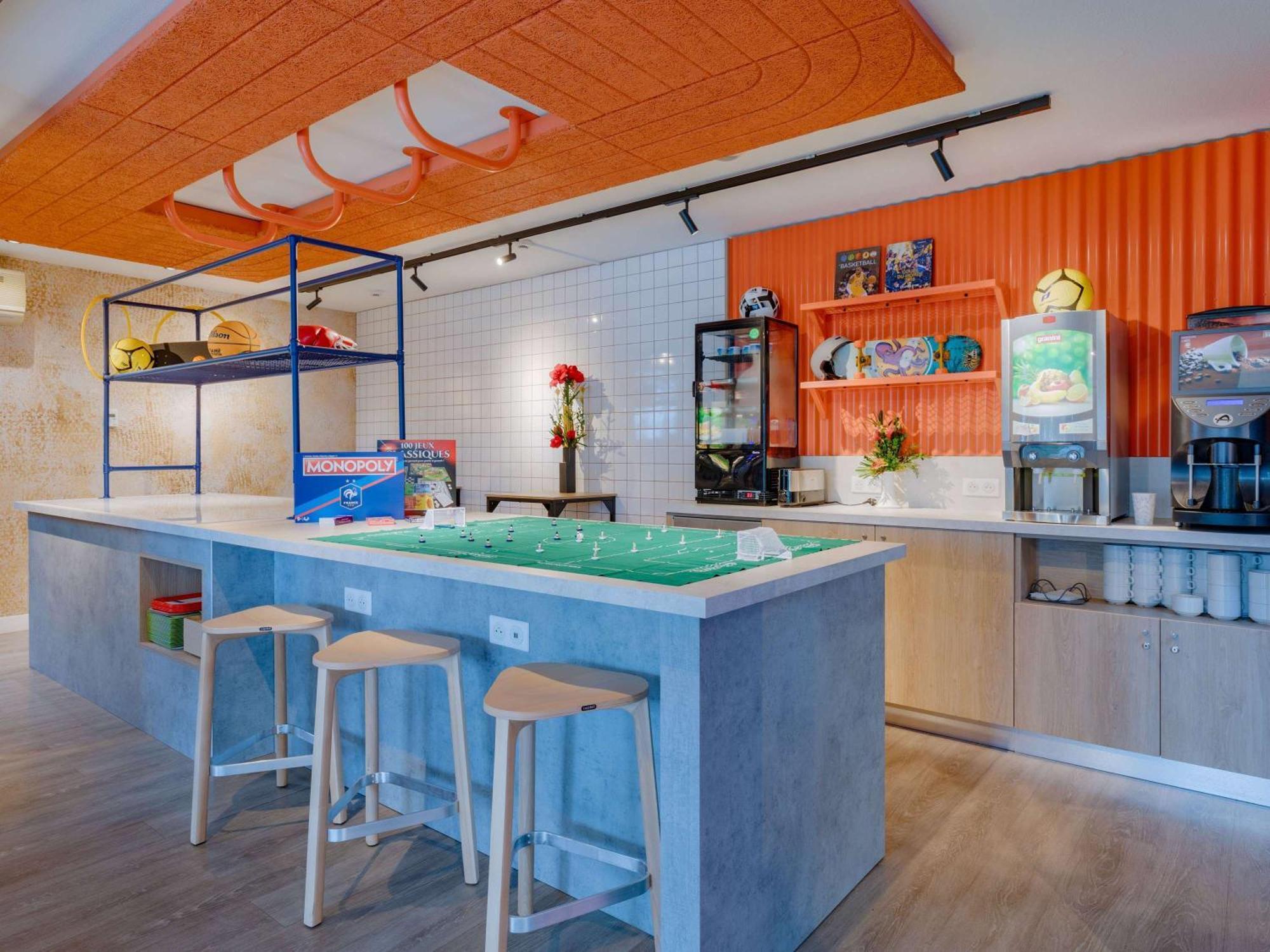 Ibis Budget Lyon Est Saint Quentin Fallavier Exterior photo